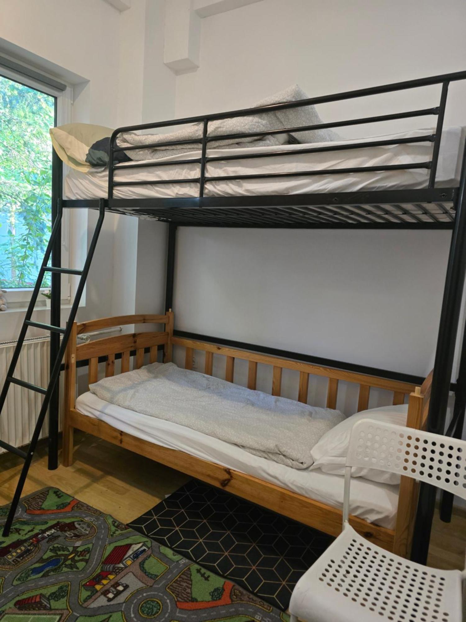 Hostel เจียลองกา ภายนอก รูปภาพ